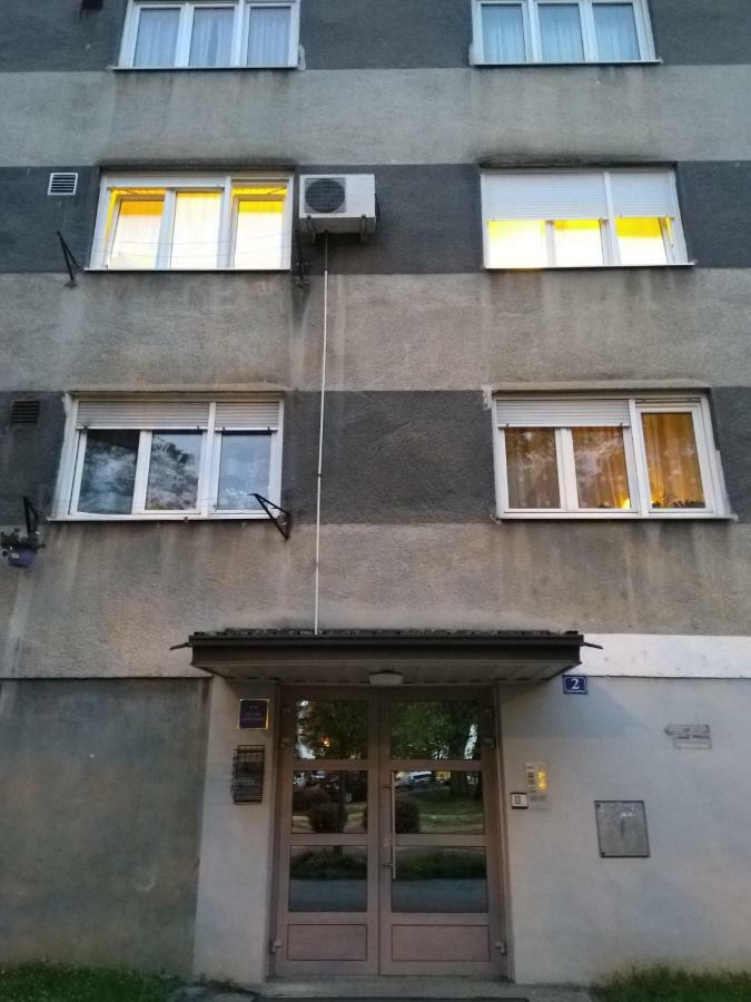 Studio Apartman Tvrtko Вараждин Экстерьер фото